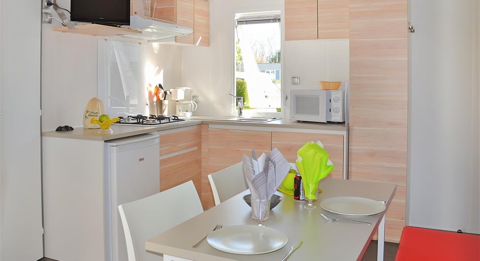 Camping Côte de Granit Rose - camping accès plage Mobil home 2 chambres emplacement 8 - Camping Armor Loisirs