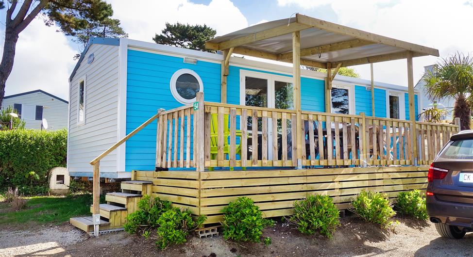 Camping Côte de Granit Rose 3 étoiles  Mobil home 3 chambres emplacement 96 chambre parents - Camping Armor Loisirs