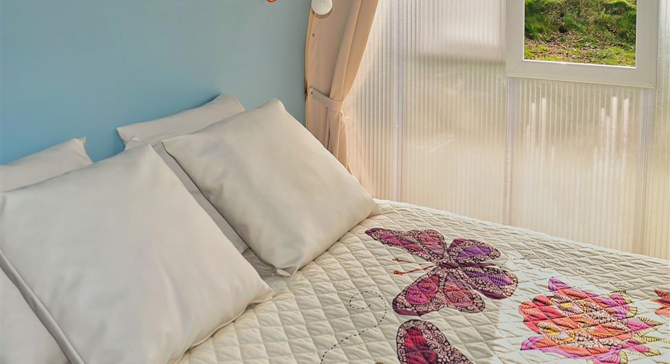 camping accès direct plage de pros mabo Coco sweetau camping 3 étoiles Armor Loisirs à Trébeurden, location emplacements, mobil homes et chalet, camping piscine sur la Côte de Granit Rose près de Perros Guirec-Côtes d'Armor-Bretagne - Camping Armor Loisirs