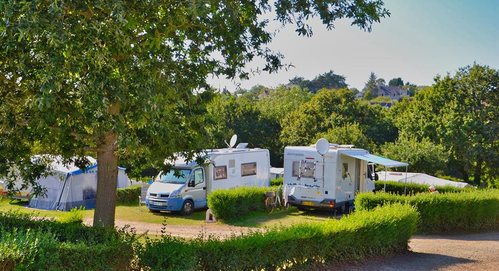 Camping Trébeurden - emplacement au camping 3 étoiles Armor Loisirs à Trébeurden, sur la Côte de Granit Rose près de Perros Guirec-Côtes d'Armor-Bretagne - Camping Armor Loisirs