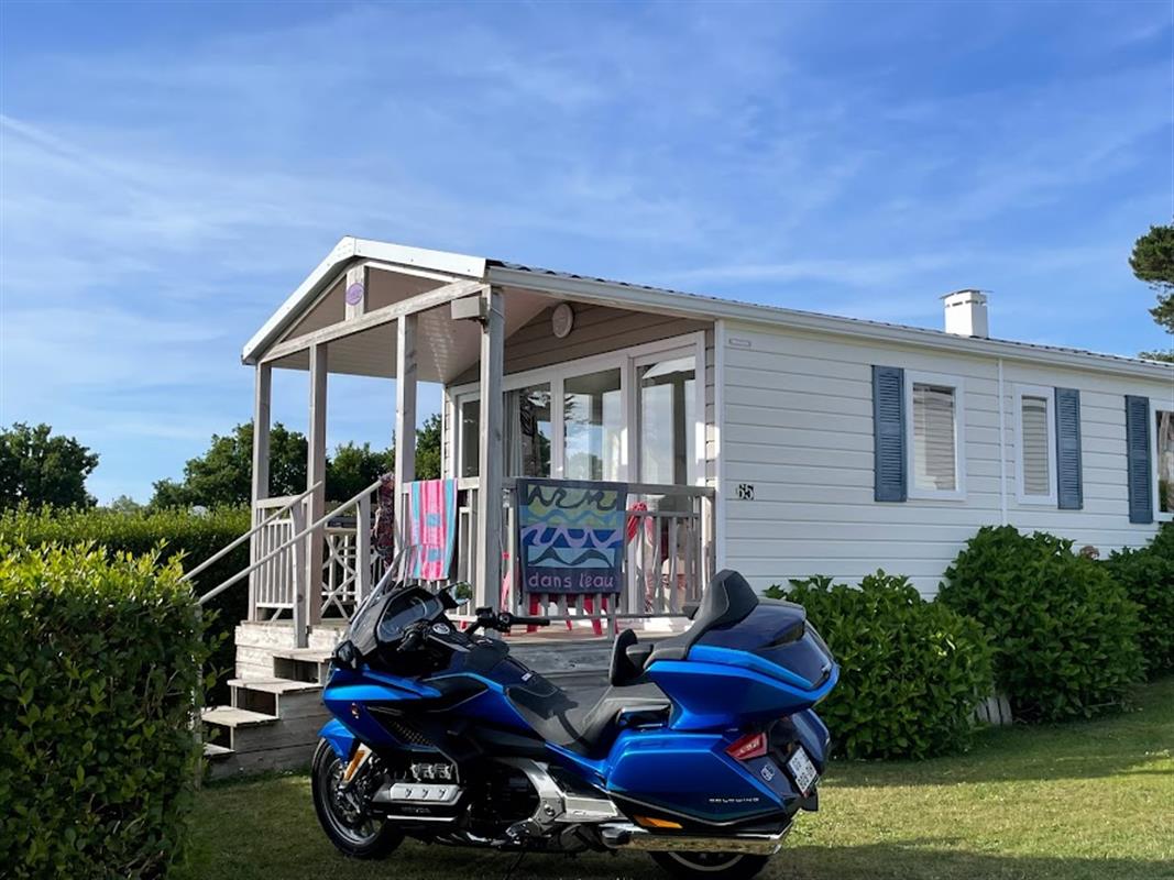 Mobilhome Confort avec Vue Mer Camping Côte de Granit Rose