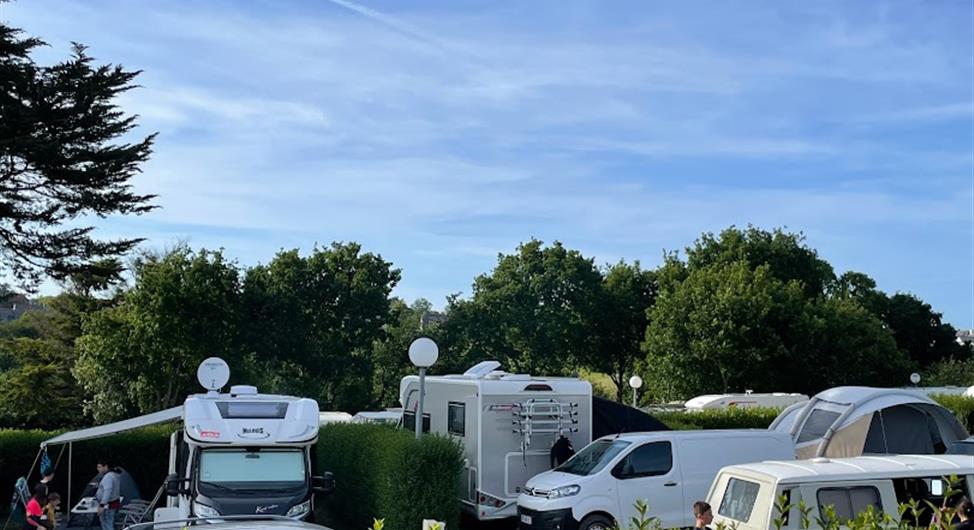 Camping Trébeurden - emplacement au camping 3 étoiles Armor Loisirs à Trébeurden, sur la Côte de Granit Rose près de Perros Guirec-Côtes d'Armor-Bretagne - Camping Armor Loisirs