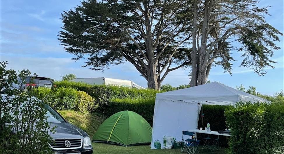 Camping Trébeurden - emplacement au camping 3 étoiles Armor Loisirs à Trébeurden, sur la Côte de Granit Rose près de Perros Guirec-Côtes d'Armor-Bretagne - Camping Armor Loisirs
