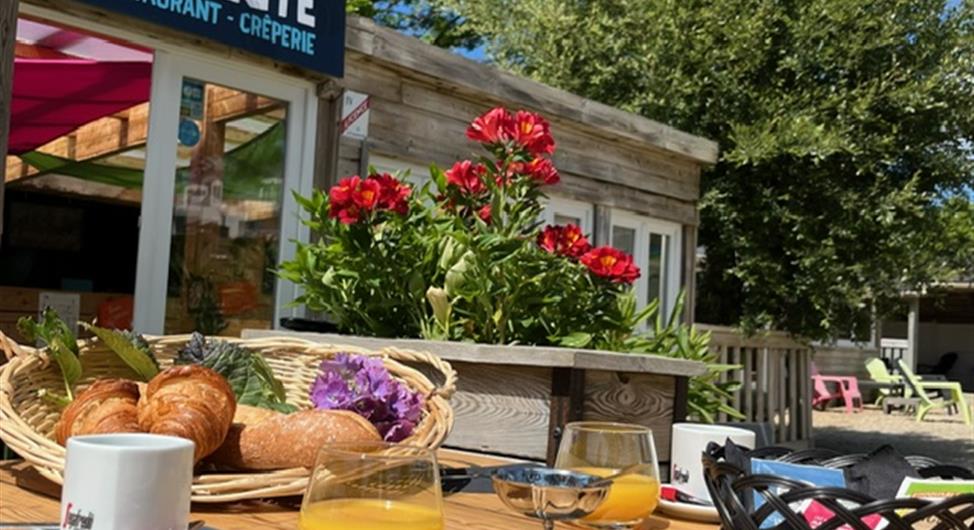 petit dejeuner - Camping Armor Loisirs