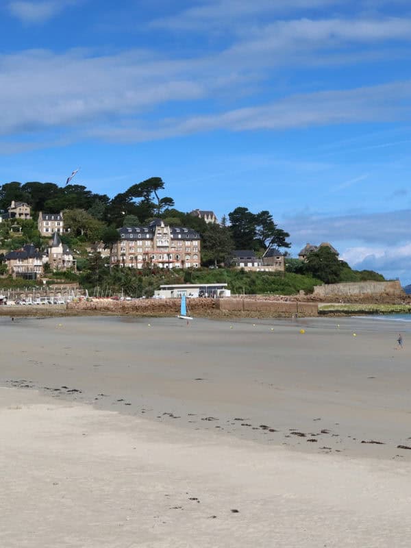 plage de trestraou perros guirec